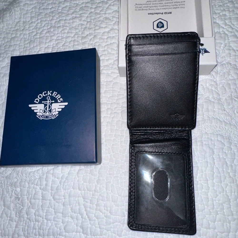 Dockers Black Leather Front Pocket Wallet